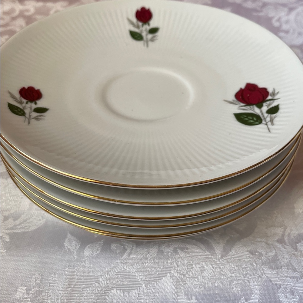 NIB Elegant Mitterteich Bavaria Carmen Floral fine porcelain Dinnerware Set. - Picture 4 of 10